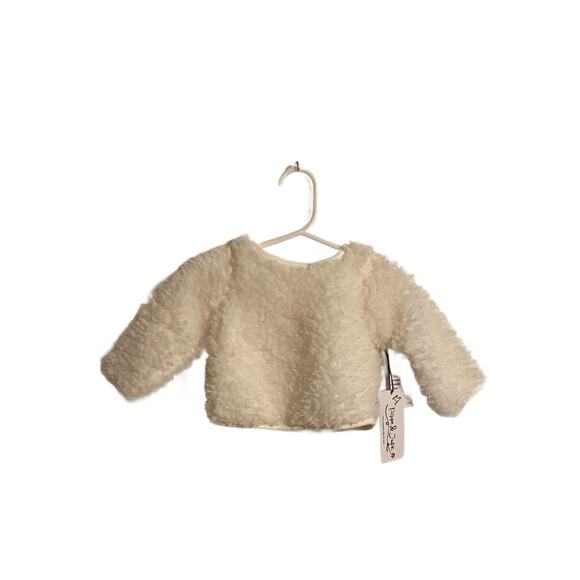 Pippa & Julie 3 Pc Fluffy Sweater,Tulle Skirt & Bloomers 12M - Picture 2 of 4